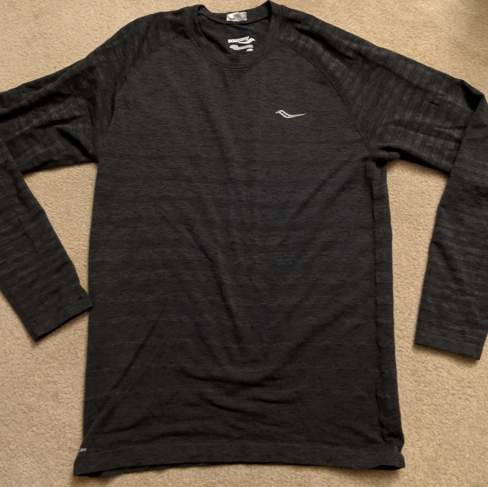 Saucony Men's Medium Knit Long sleeve